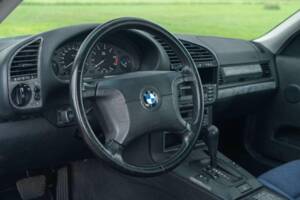 Bild 35/40 von BMW 316i (1998)