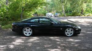 Image 39/50 of Jaguar XKR (1998)
