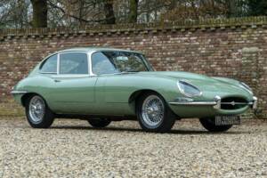 Afbeelding 39/50 van Jaguar E-Type 4.2 (1967)
