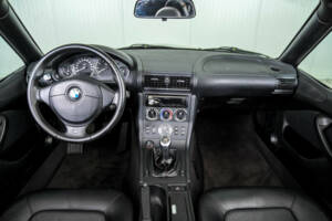 Image 7/50 of BMW Z3 1.9i (2000)