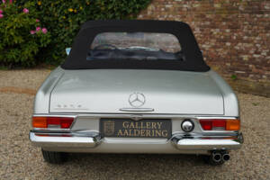Immagine 25/50 di Mercedes-Benz 280 SL (1969)