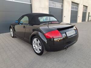 Bild 14/41 von Audi TT 1.8 T (2002)