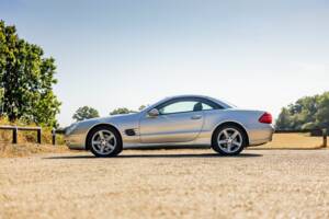 Image 45/50 de Mercedes-Benz SL 500 (2003)