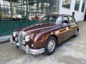 Image 5/42 of Jaguar Mk II 2.4 (1964)