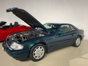 Afbeelding 22/36 van Mercedes-Benz SL 320 (1996)