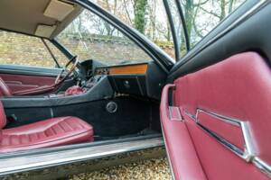 Bild 27/50 von Lamborghini Espada 400 GT (1973)