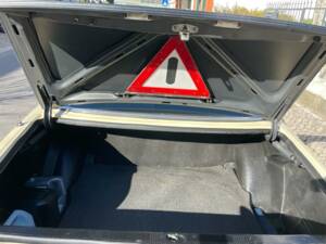 Bild 37/73 von Mercedes-Benz 300 D (1977)