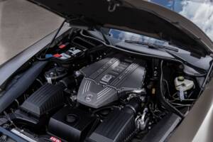 Image 23/45 of Mercedes-Benz SLS AMG Roadster (2012)