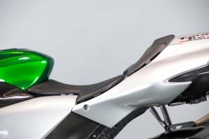 Bild 20/50 von Benelli DUMMY (2002)
