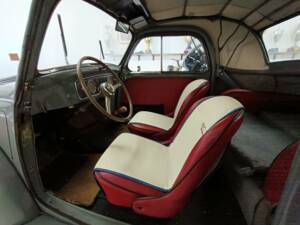 Bild 33/44 von FIAT 500 C Topolino (1950)