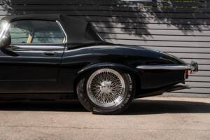 Bild 16/58 von Jaguar E-Type V12 (1974)