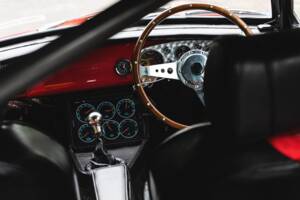 Image 7/50 of MG MGB GT V8 (1977)