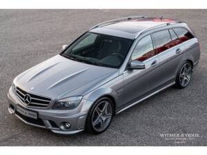 Imagen 6/40 de Mercedes-Benz C 63 AMG T (2009)