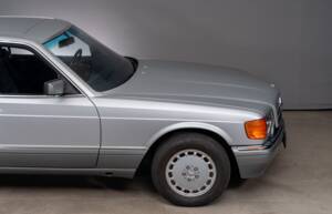 Bild 9/35 von Mercedes-Benz 560 SEC (1988)