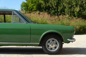 Image 20/50 of FIAT 124 Sport Coupe (1969)
