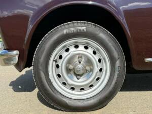 Image 21/21 of Alfa Romeo Giulia Super 1.6 (1972)