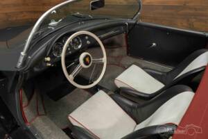 Image 2/18 of Porsche 356 1600 Speedster (1955)
