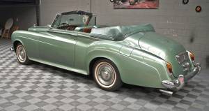 Image 9/50 de Bentley S3 Mulliner Park Ward DHC (1963)