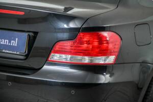 Image 30/50 of BMW 125i (2008)