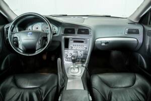 Bild 7/48 von Volvo V 70 2.4 (2006)