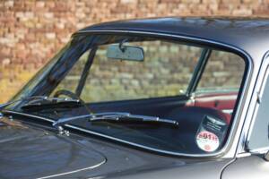 Bild 35/50 von Aston Martin DB 6 (1968)