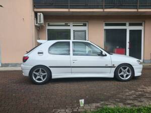 Immagine 18/30 di Peugeot 306 2.0i GTi6 (1997)