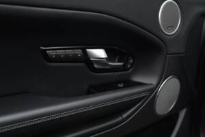 Bild 26/40 von Land Rover Range Rover Evoque TD4 (2016)