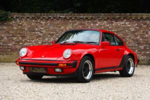 Image 14/50 of Porsche 911 Carrera 3.2 (1988)