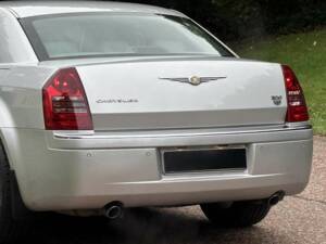 Image 42/50 of Chrysler 300 S (2008)