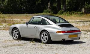 Image 3/46 de Porsche 911 Targa (1997)