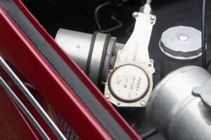 Image 14/50 of TVR Vixen Series 1 (1968)