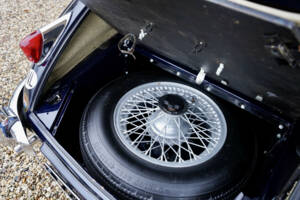 Image 29/50 de Jaguar XK 140 DHC (1957)