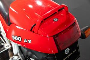 Bild 23/50 von Ducati 900 SS (1991)
