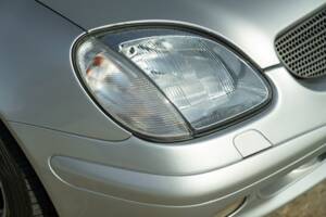 Image 17/50 de Mercedes-Benz SLK 320 (2001)