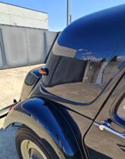 Image 24/47 of Citroën Traction Avant 11 B (1955)