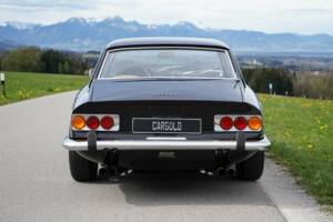 Image 7/16 de Ferrari 365 GT 2+2 (1968)