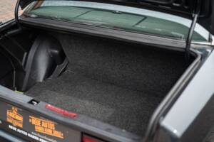 Bild 19/74 von Mercedes-Benz 190 E (1990)