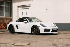 Image 7/70 of Porsche Boxster Spyder (2015)