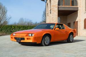 Bild 1/50 von Chevrolet Camaro Z28 (1992)