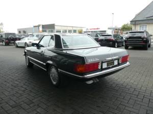 Image 6/25 of Mercedes-Benz 560 SL (1989)
