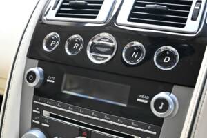 Bild 40/49 von Aston Martin DB 9 (2013)