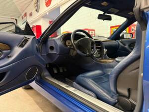 Image 6/16 de Aston Martin DB 7 Zagato (2004)