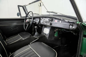 Image 11/50 of MG MGB (1964)