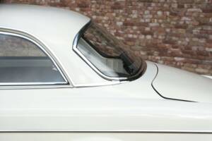 Image 41/50 of Volvo P 123 GT (1969)