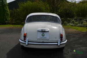 Image 5/35 of Jaguar 340 (1968)