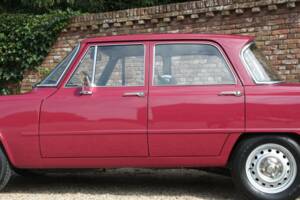 Bild 32/50 von Alfa Romeo Giulia Nuova Super 1300 (1975)