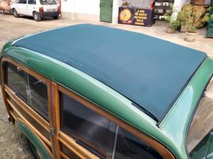 Image 17/38 of FIAT 500 C Giardiniera (1952)