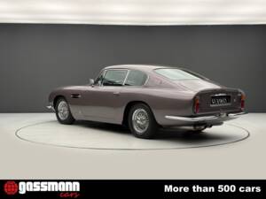 Afbeelding 5/15 van Aston Martin DB 6 Vantage (1967)