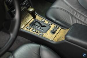 Image 78/98 de Mercedes-Benz E 50 AMG (1996)