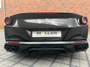 Image 6/37 of Ferrari Portofino (2019)